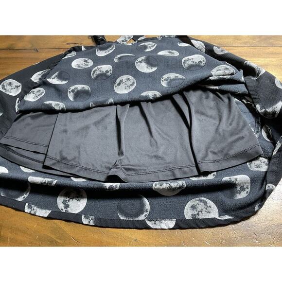 Hot Topic Moon Phase Suspender Skirt Button Front Black Gray Size Small SM - Picture 13 of 13